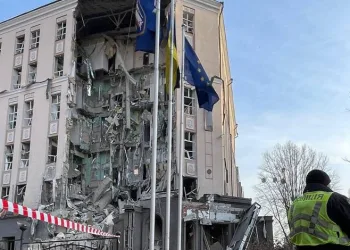 Rusya’dan Kiev’e hava saldırısı