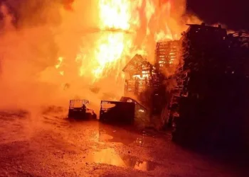 Bursa’da ambalaj fabrikasında yangın