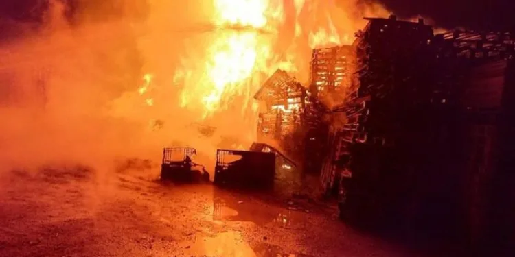 Bursa’da ambalaj fabrikasında yangın