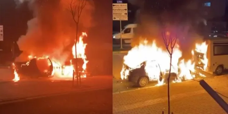 Bursa’da bir otomobil ve minibüs alev alev yandı