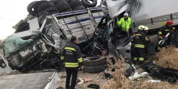 Konya’da TIR kazası: 2 ölü, 1 yaralı
