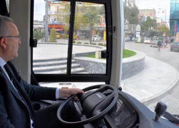 Karacabey Belediyesi’nin araç filosuna yeni araç