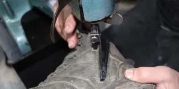 Ayakkabı fiyatlarındaki artış tamircilere yaradı