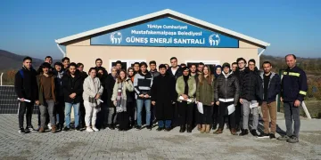BTÜ öğrencileri GES Projesi’ni inceledi