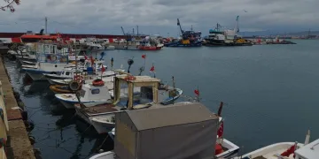Marmara Denizi ulaşımına poyraz engeli