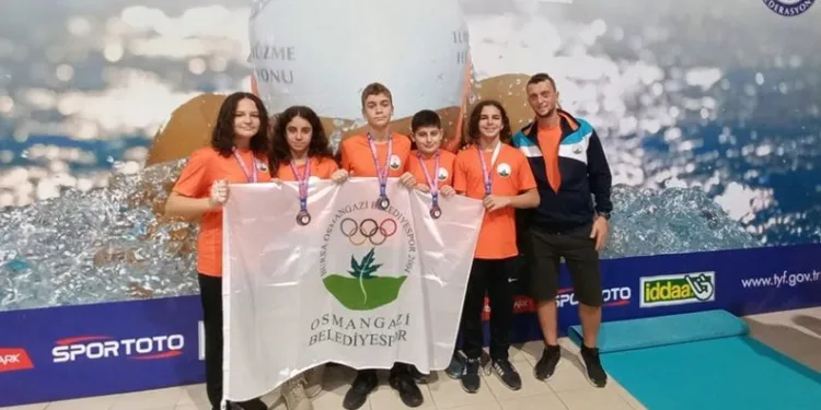 Osmangazili Kulaçlar Göz Doldurdu
