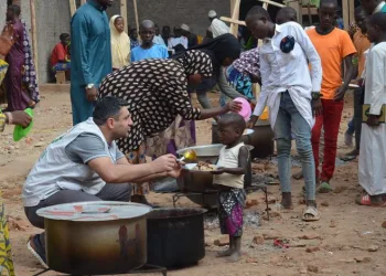Türk derneğinden Afrika’ya insani yardım