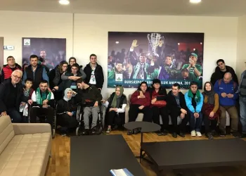 Bursaspor’a engelli bireylerden destek