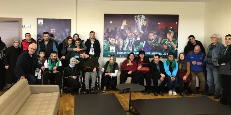 Bursaspor’a engelli bireylerden destek