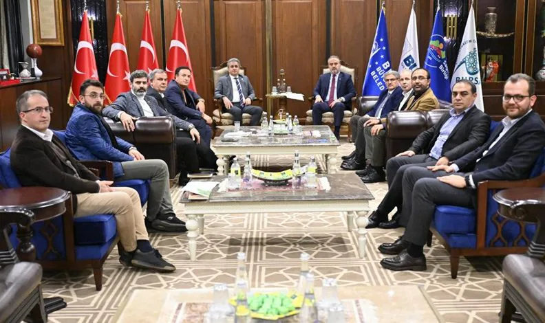 7 yaşındaki çocuk camiyi ateşe verdi