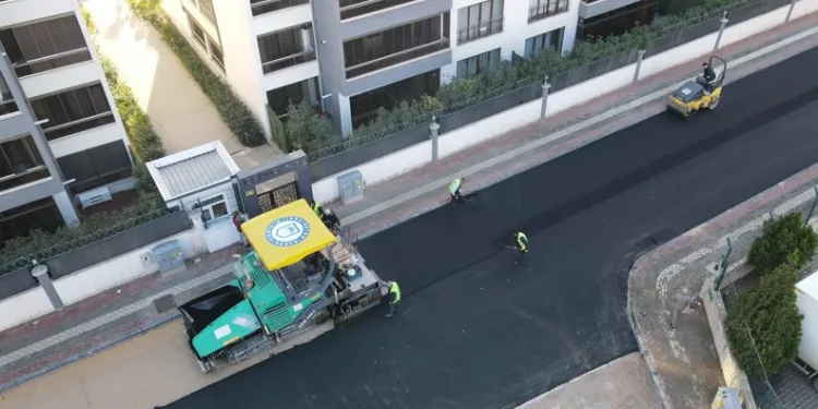 Yıldırım’da yol hamlesi devam ediyor
