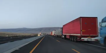 Gürcistan sınırındaki tır kuyruğu