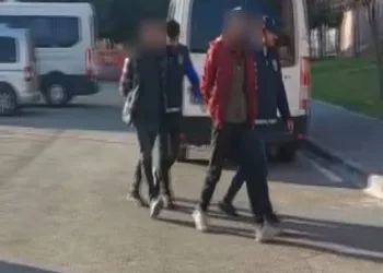 Camiden kablo çalan şüpheliler tutuklandı