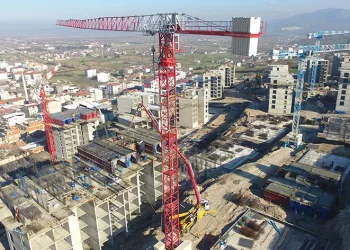 Bursa’da, TOKİ daireleri hızla yükseliyor