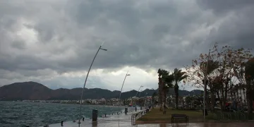 Marmaris’te fırtına bekleniyor