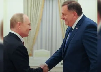 Sırp lider Putin’in kararını savundu