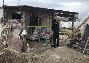 Bekçi kulübesinde ölü bulundu