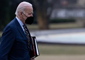 Biden gizli belgelerin bulunduğunu doğruladı