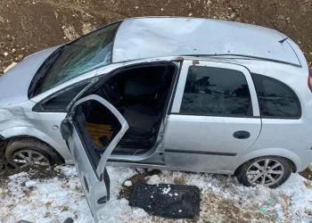 Kaza sonrası donarak öldü
