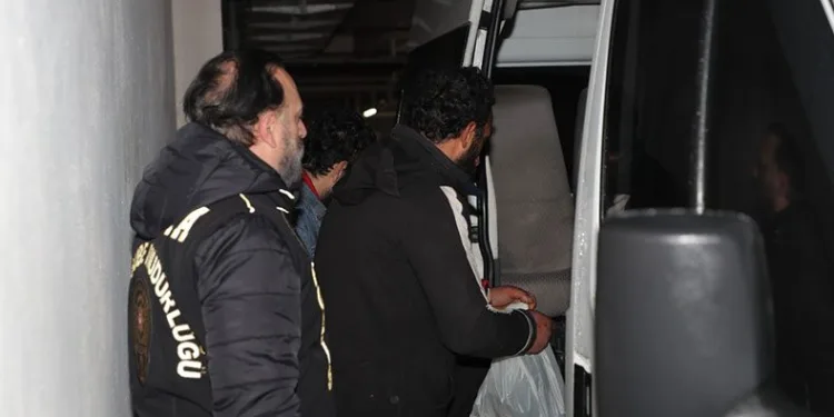 Çıkar amaçlı suç örgütüne 9 tutuklama