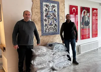 Bursa’da bir işadamından huzurevine hediye
