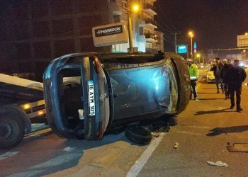 Takla atan otomobildeki 3 kişi kayıplara karıştı