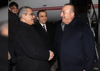 Bakan Çavuşoğlu Pakistanlı mevkidaşıyla görüştü