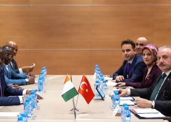 Mustafa Şentop mevkiaşları ile görüştü