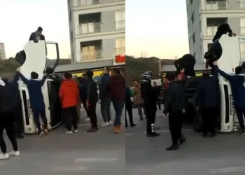 Vatandaşlar sürücüyü kurtarmak için seferber oldu