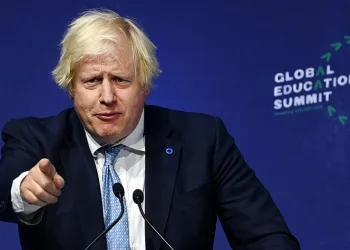 ‘Putin beni füzeyle tehdit etti’