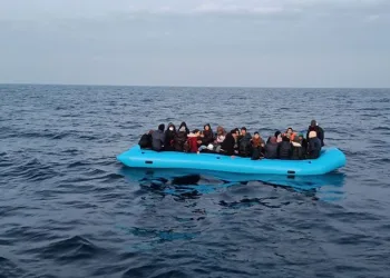 61 kaçak göçmen kurtarıldı