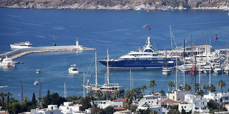 Yerli turist 63,3 milyar harcadı