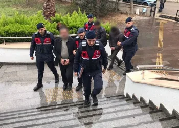 Bursa’da defineciler suçüstü yakalandı