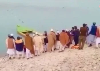 Pakistan’da bot alabora oldu