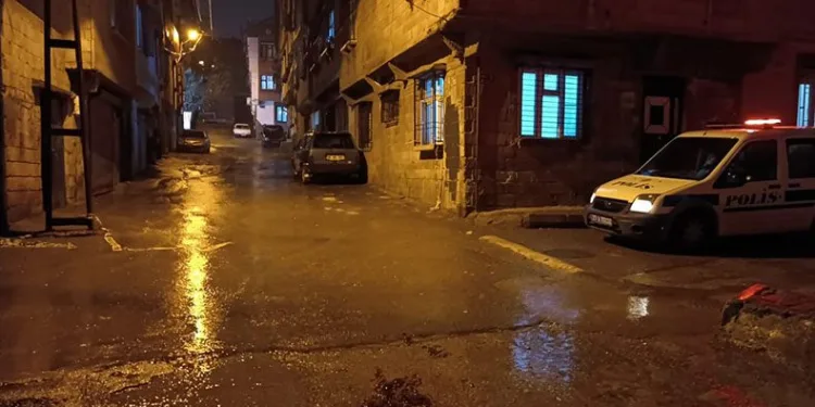 Gaziantep’te aileler arasında silahlı kavga
