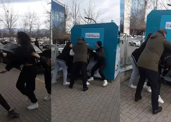 Liseli kızların, şok cihazlı kavgası