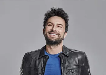 Tarkan yılbaşında paraya para demedi