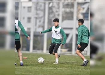 Bursaspor çift kale maç yaptı