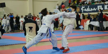 Yıldırım’da karate rüzgarı