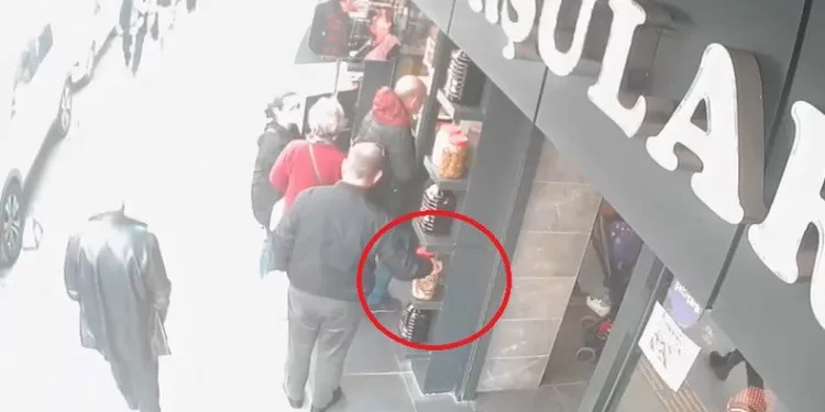 Turşu hırsızı kamerada