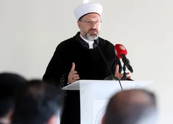 Başkan Erbaş:“Yarın sabah camilerdeyiz”