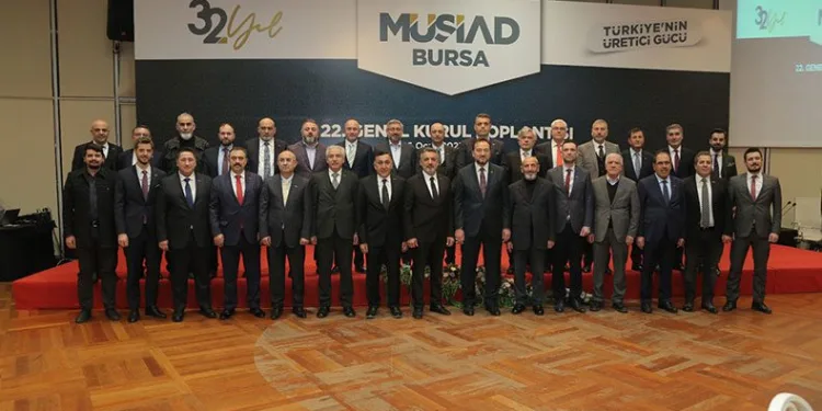 MÜSİAD Bursa’da bayrak değişimi