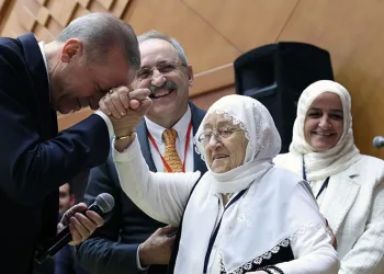 “Sanat kalıplara dayatılmamalı”
