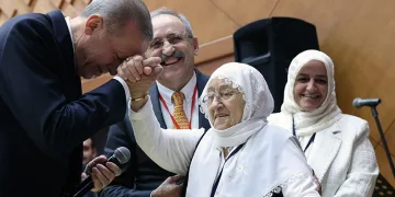 “Sanat kalıplara dayatılmamalı”