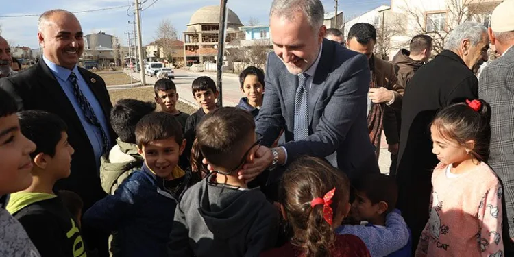 İlk günden çocukların akınına uğradı