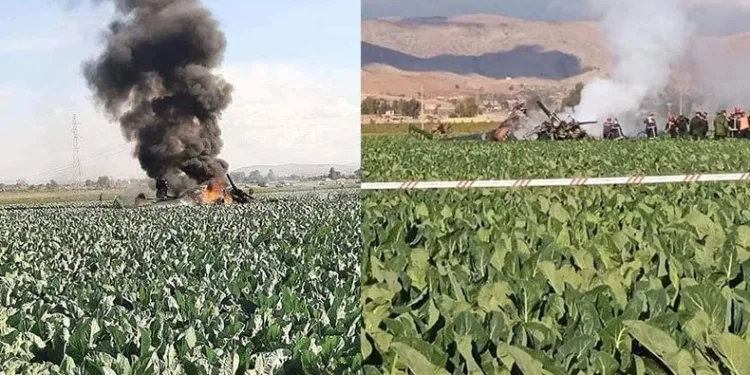 Cezayir’de askeri helikopter düştü
