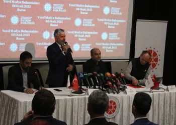 “Dezenformasyonla nasıl mücadele edilir?”