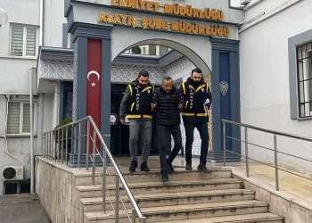 Bursa’da saplantılı aşık, adliyeye sevk edildi