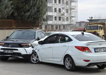 Kilis’te trafik kazası: 3 yaralı