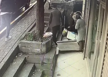 Yokuş aşağı indikleri bisikletle kaza yaptılar